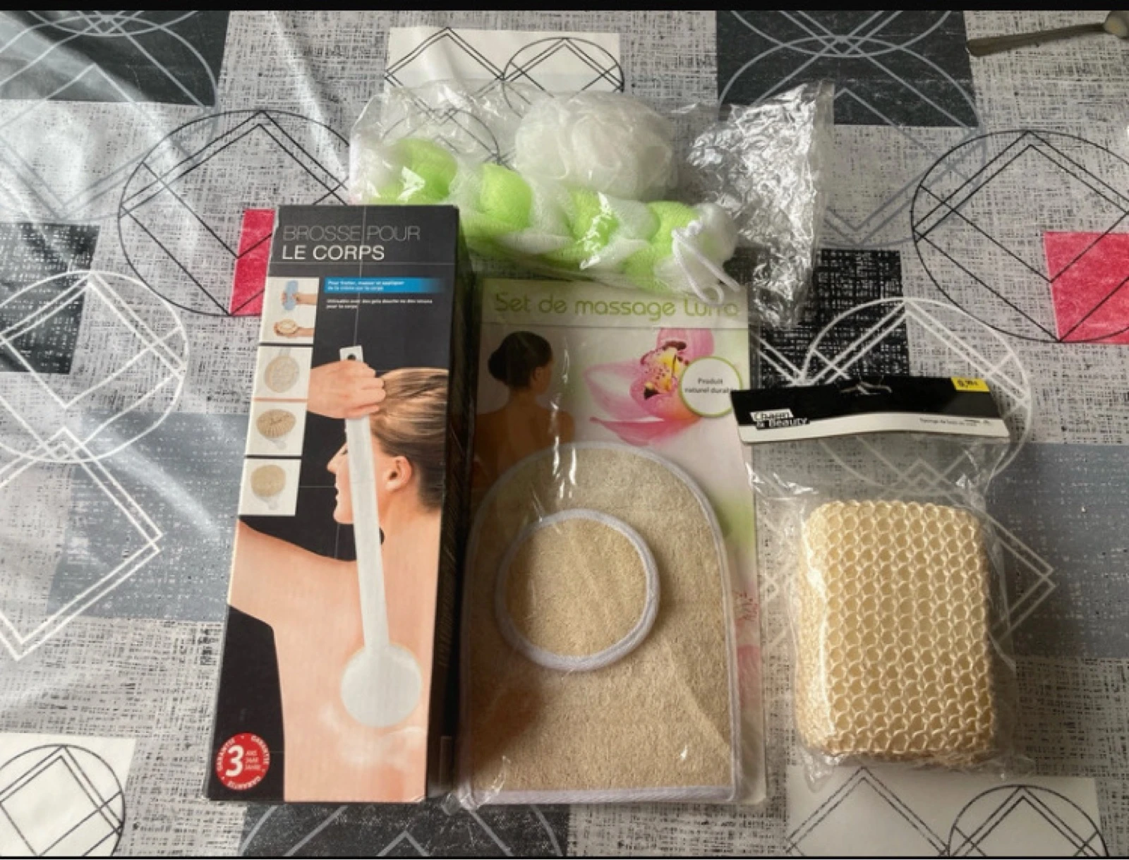 Lot accessoires soins du corps 